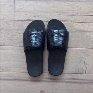 Freda Salvador Croc Embossed Leather Slide, Black.  Size 9